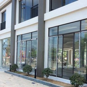 Cửa Đi VP 4500 liền vách cao cấp 40m2
